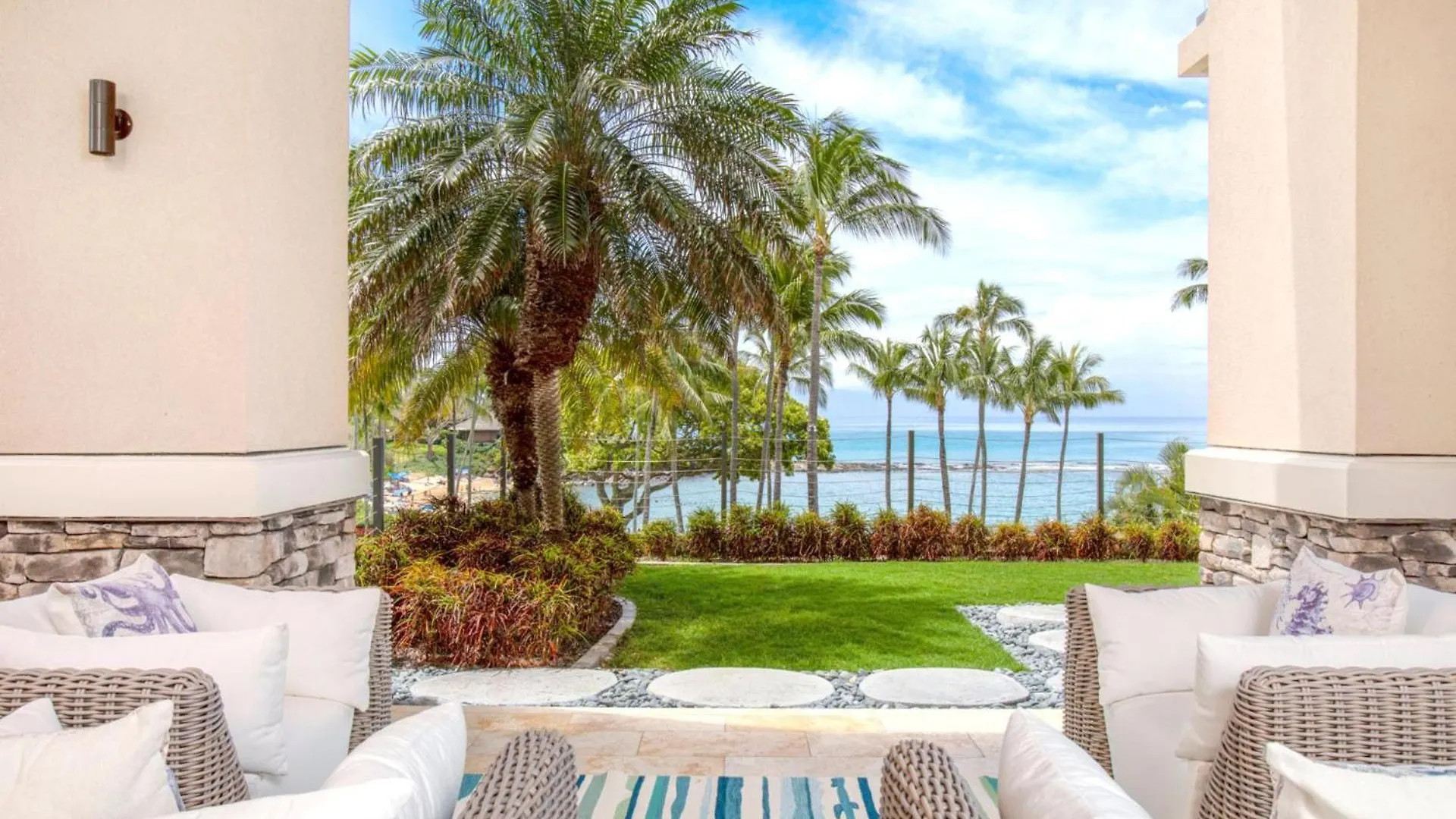 Kbm Resorts Free Car Anuenue At Montage Kapalua Bay Oceanfront Villa Pool Beach Access 0*,  United States